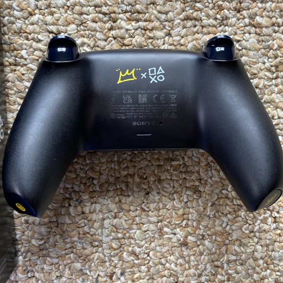 PlayStation 5 Accessories BUNDLE - Picture 6 of 13